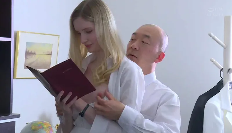 Vợ chấp nhận làm em gái cho đối tác của ông xã để trả nợ